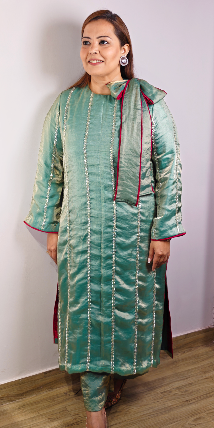 Noor-e-Mint Glam Bow Kurta Set